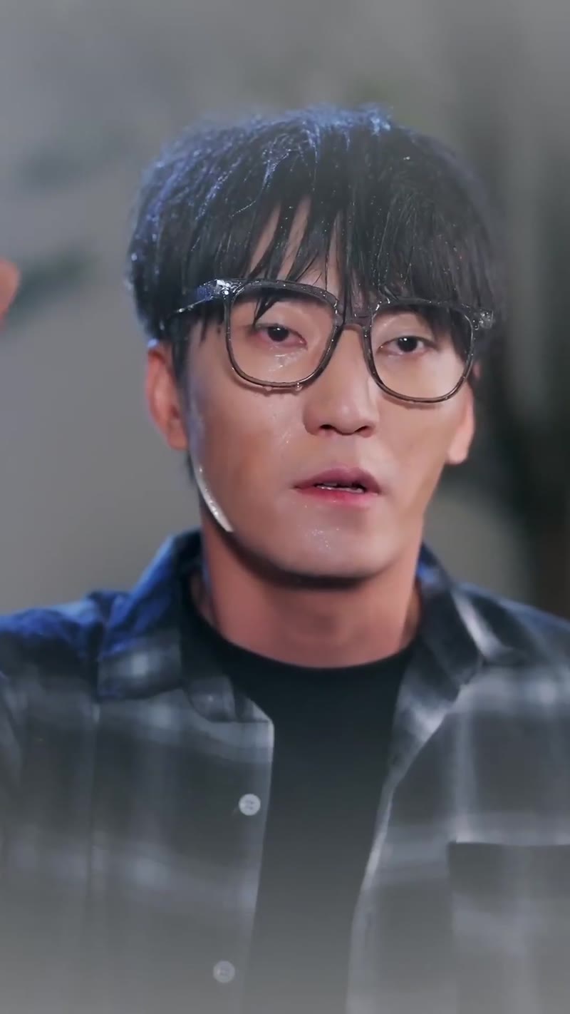 想签生死状，我一拳打碎他们的发财梦剧照3